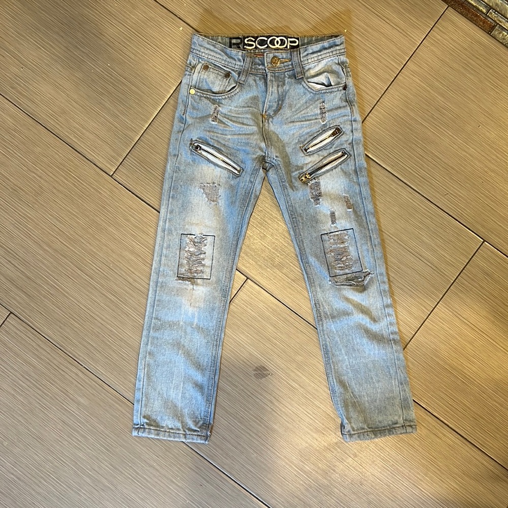 Denim bottom with zipper